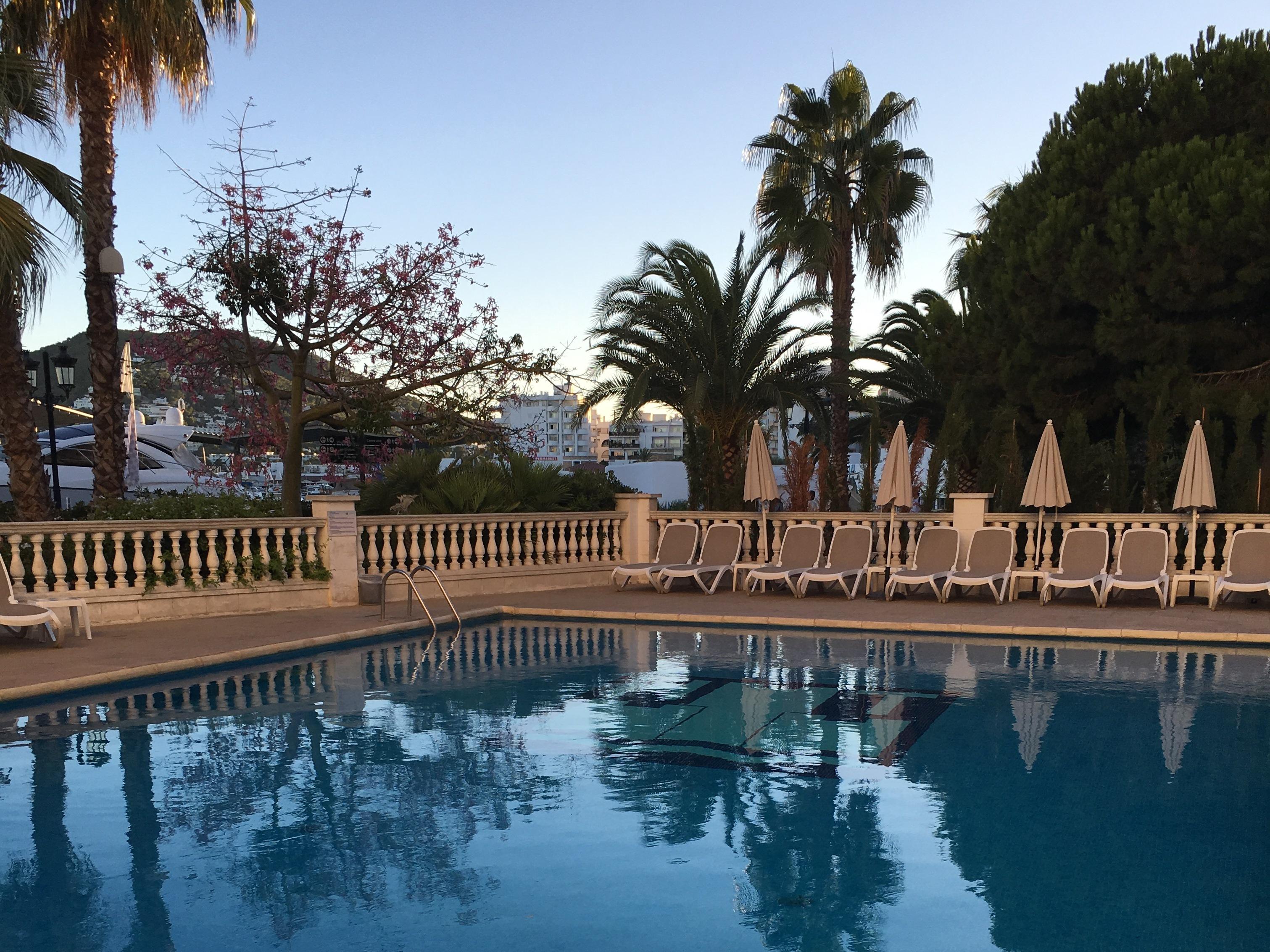 Hotel Tres Torres Santa Eularia des Riu Exteriér fotografie