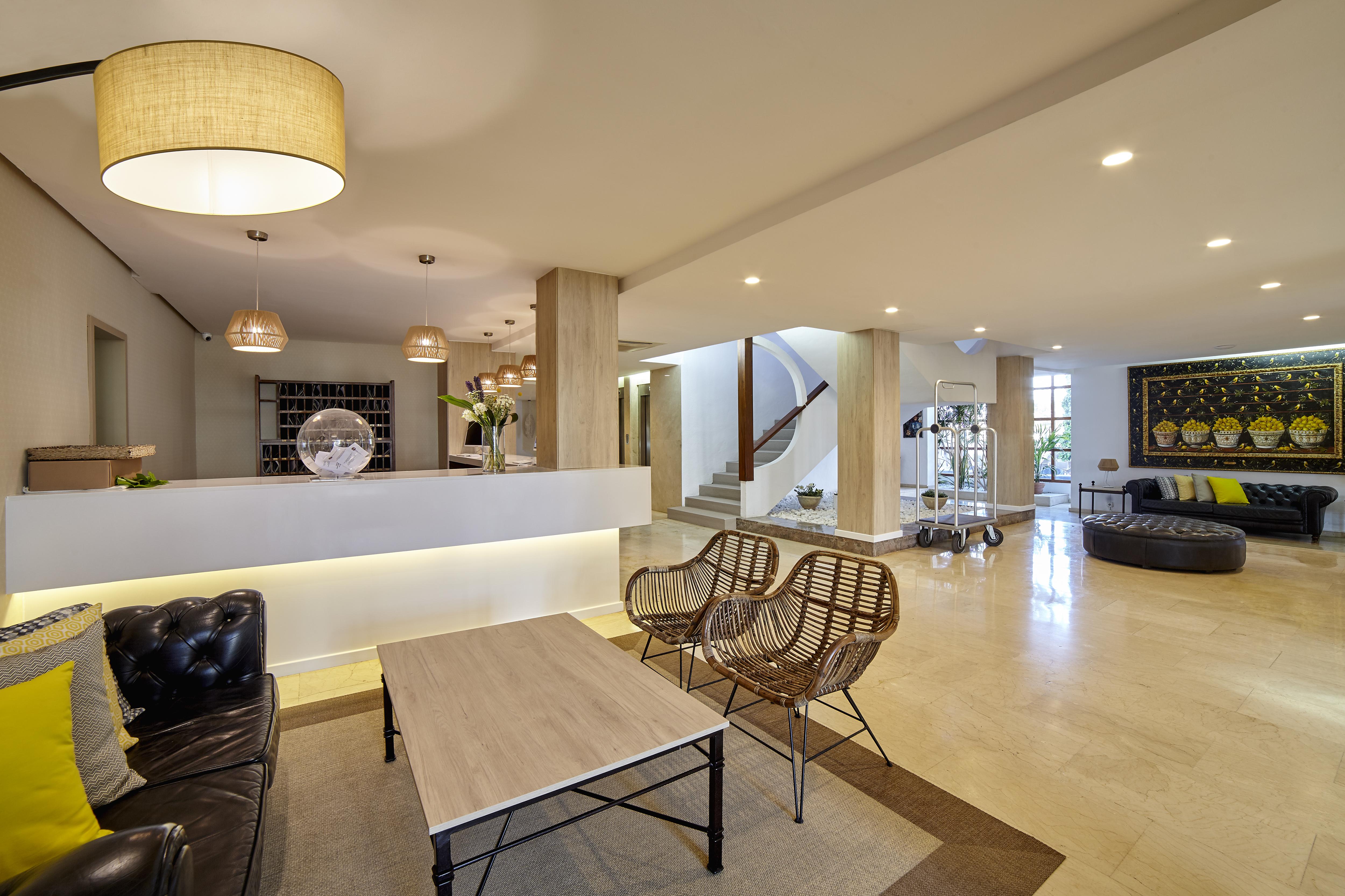 Hotel Tres Torres Santa Eularia des Riu Exteriér fotografie