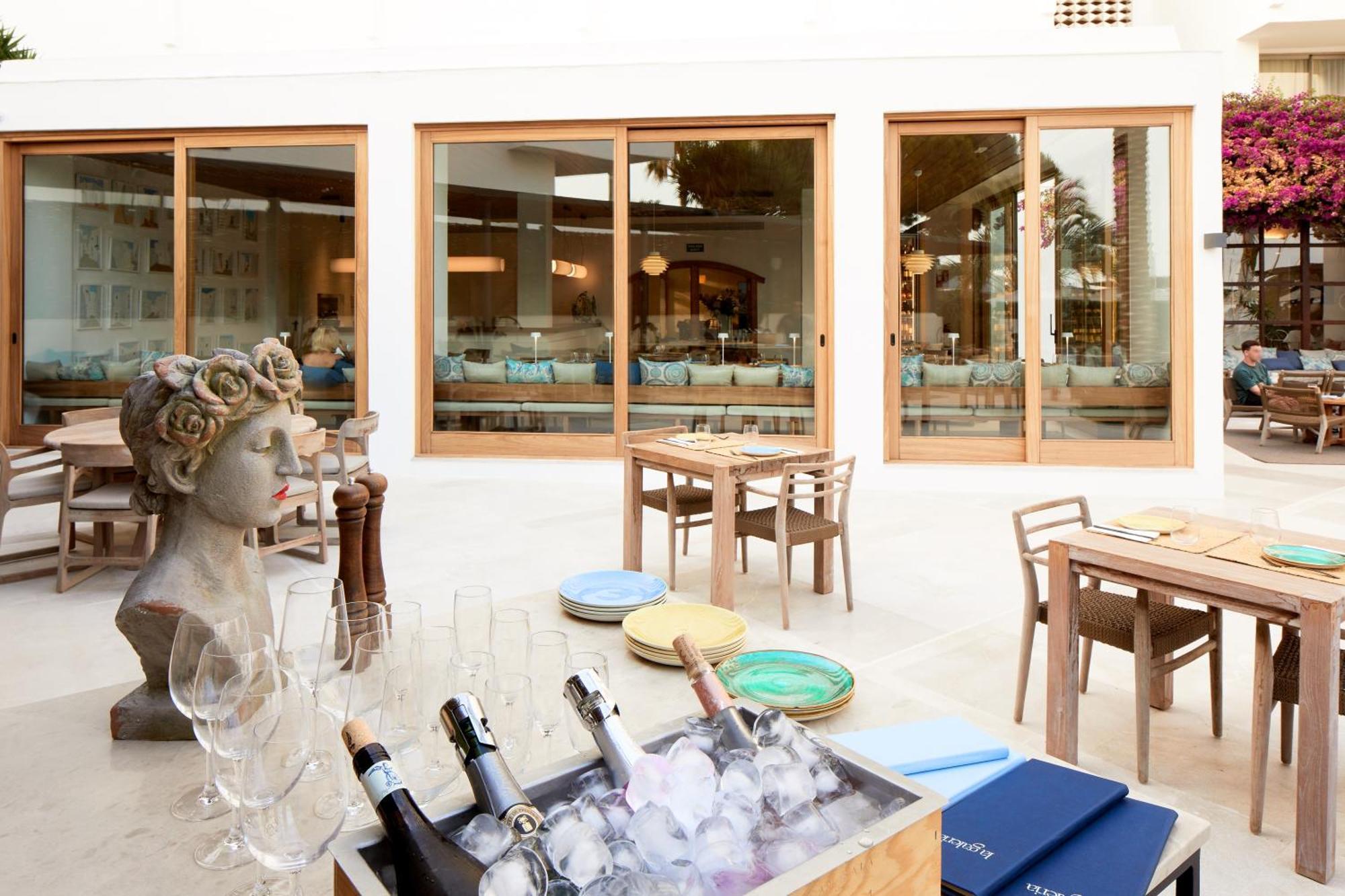 Hotel Tres Torres Santa Eularia des Riu Exteriér fotografie