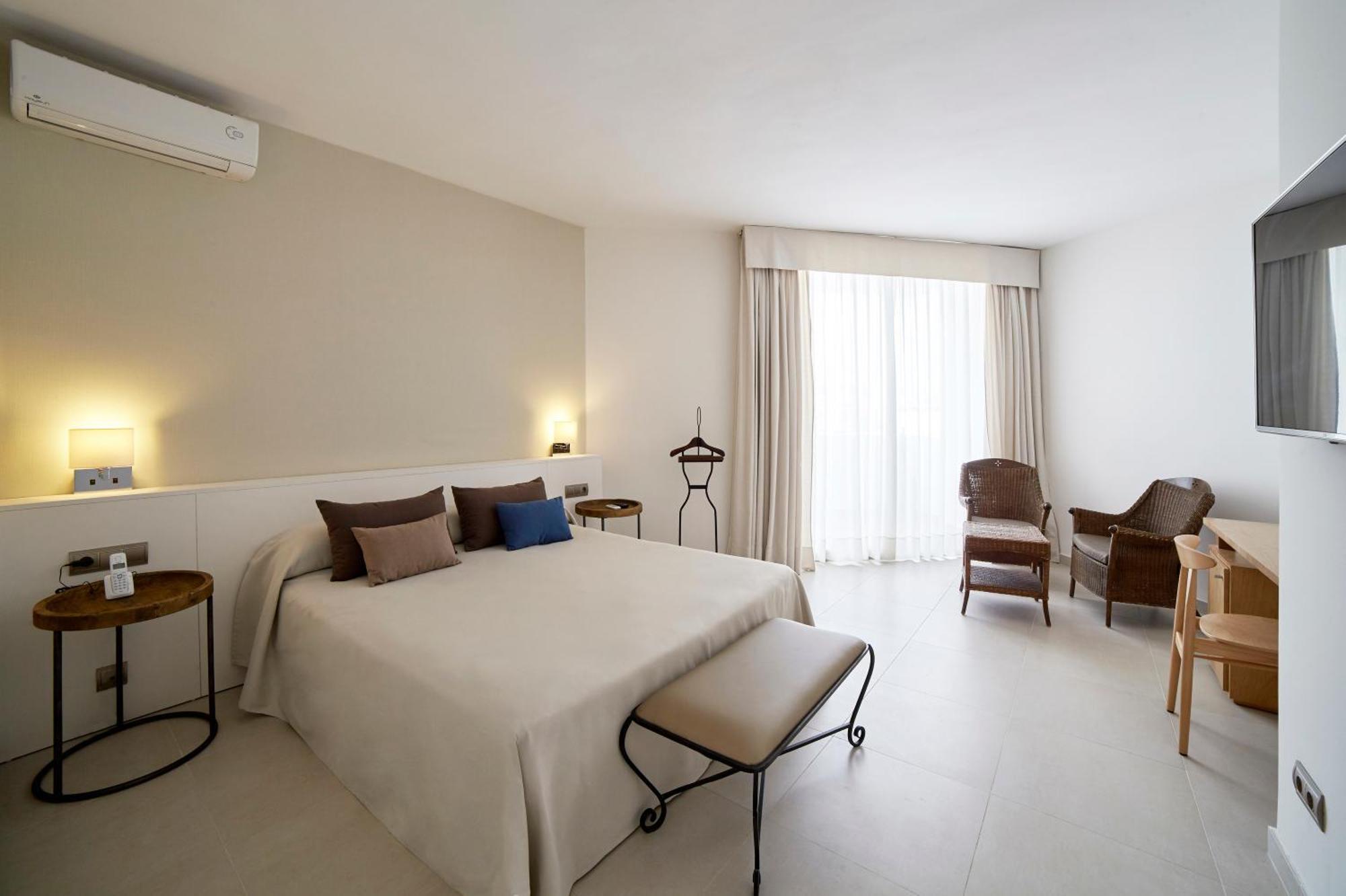 Hotel Tres Torres Santa Eularia des Riu Pokoj fotografie